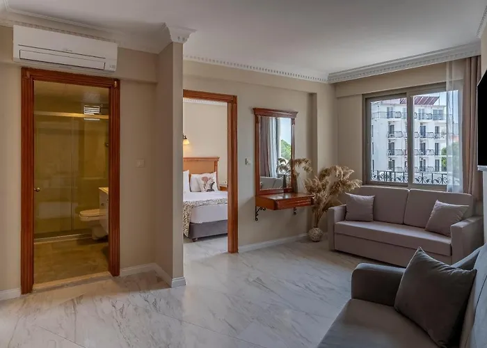 Lägenhetshotell Rosy 3*