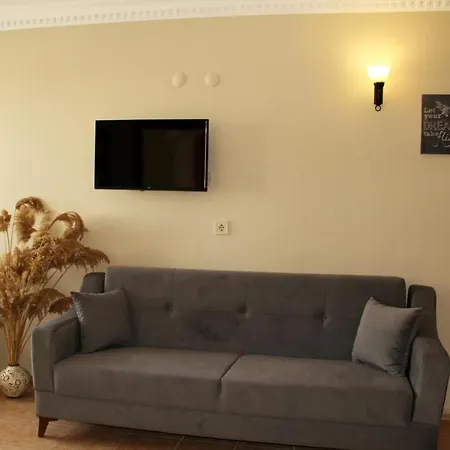 Apartahotel Rosy 3*