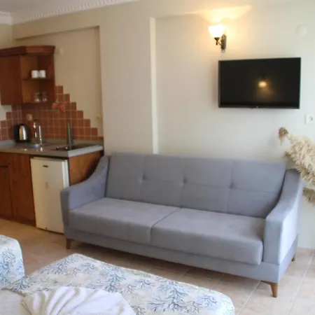 Rosy Apartahotel 3*