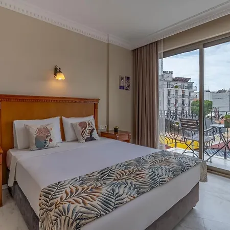 Aparthotel Rosy 3*
