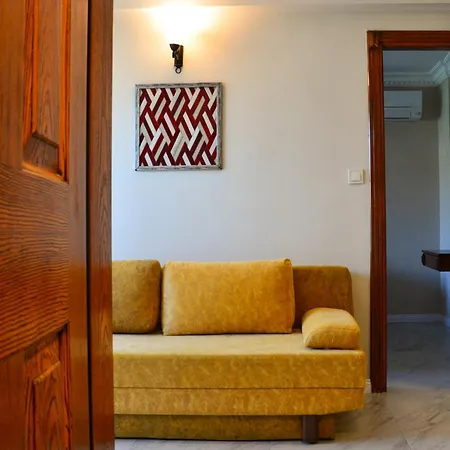 Apartahotel Rosy 3*