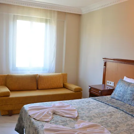 Rosy Aparthotel