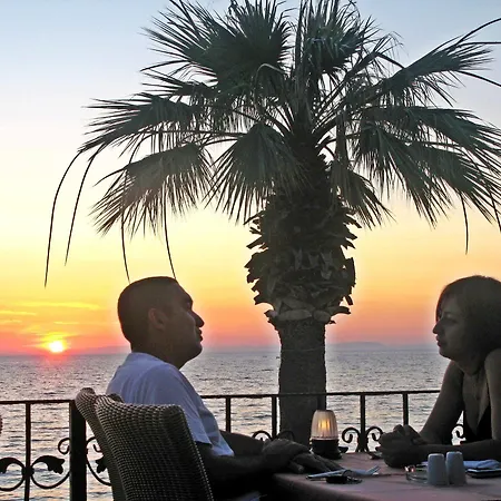 מלון דירות Rosy